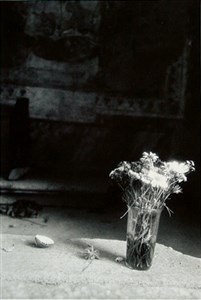 Image description is not available for 1999.050